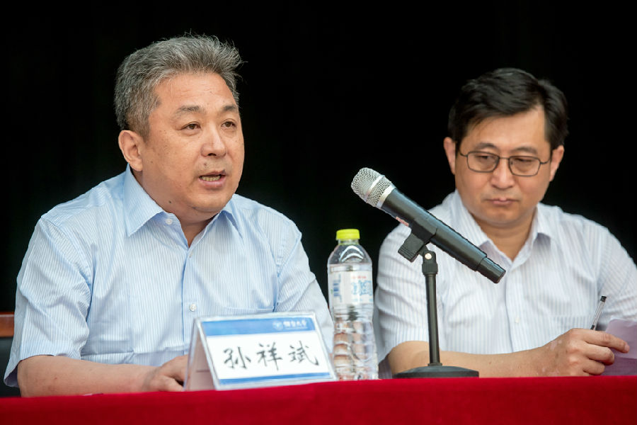 沙盘省赛02孙校长.jpg